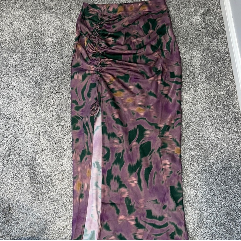 maxi skirt purple tye dye never worn